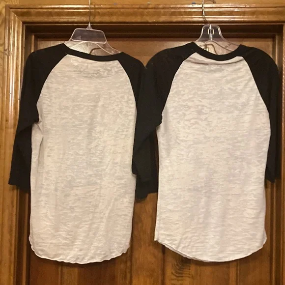 NWT Peace Love & Shown Rabbit/Goat - Baseball style Tee - XS, S, M, L (ABBA) - Picture 9 of 14